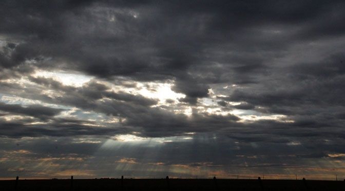 As pancadas de chuva isoladas serão mais significativas nas regiões norte e nordeste do Estado