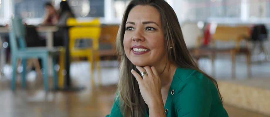 Especialista em desenvolvimento de lideranças, Veronica trabará, entre diversas reflexões, a Liderança Consciente