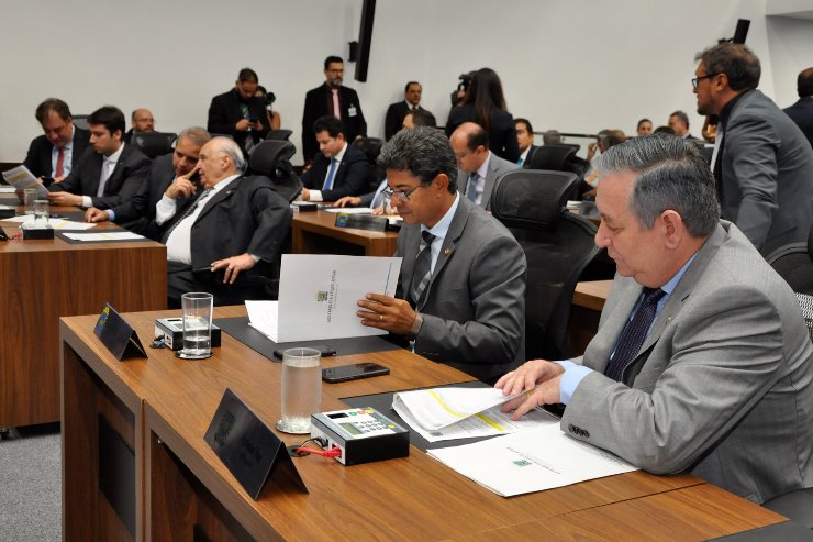 Blocos definem parlamentares que farão parte das Comissões na Casa de Leis