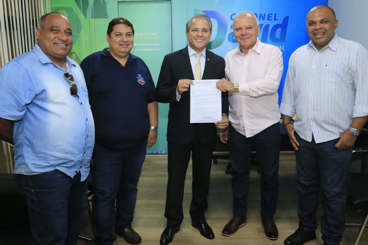 Os números apresentam tão somente os reajustes pelos índices inflacionários, não apresentando qualquer tipo de ganho real de salário.