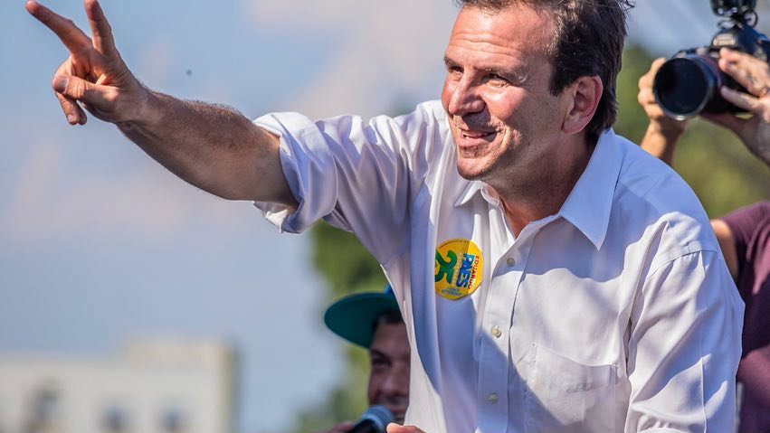 O ex-prefeito do Rio de Janeiro Eduardo Paes (DEM) se tornou réu por fraude de R$ 120 milhões em obras do Complexo Esportivo Deodoro Norte durante os Jogos Olímpicos de 2016, realizados na capital fluminense