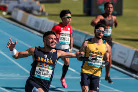 A localidade, no estado do Oregon, na costa oeste norte-americana, é a sede da fabricante de material esportivo Nike.