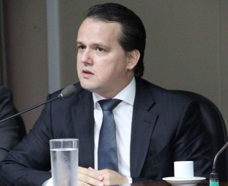O promotor de Justiça, Alexandre Magno Benites de Lacerda, lidera o resultado da eleição da lista tríplice que definirá o novo Procurador-Geral de Justiça (PGJ) do Ministério Público de Mato Grosso do Sul para o biênio 2020/2022.