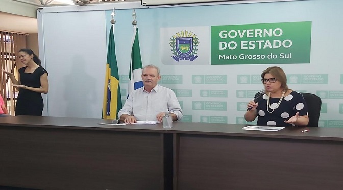 Participaram da live Christinne Maymone (adjunta de Saúde), o Comandante-geral PMMS, coronel Waldir Ribeiro Acosta e o Superintendente de Gestão da Informação, Alessandro Menezes