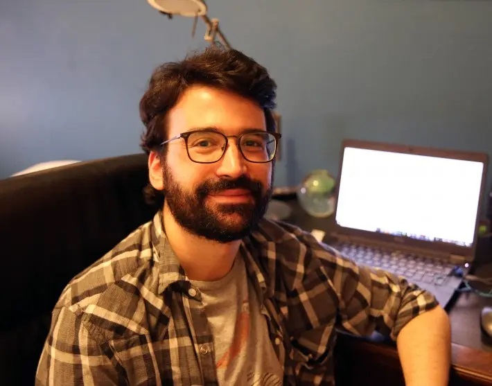 Benjamin Feldmann está sempre às voltas com reuniões online.