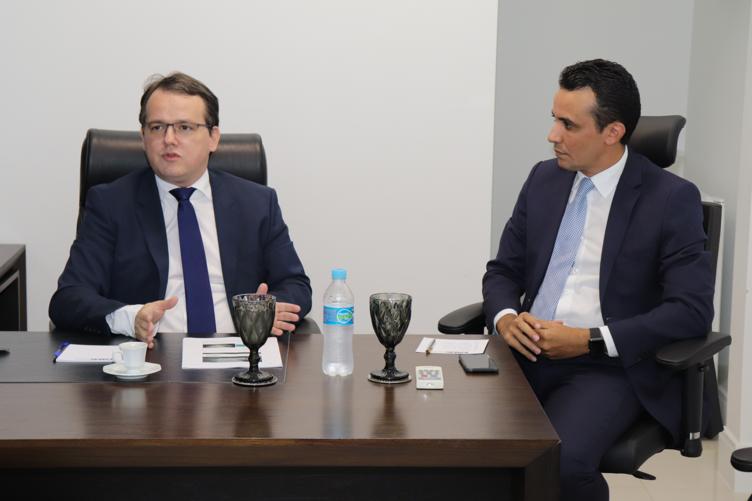 O ato de nomeação como novo procurador-geral de Justiça de Mato Grosso do Sul foi assinada pelo governador Reinaldo Azambuja e publicado na edição desta quarta-feira (08/04) do Diário Oficial do Estado (DOE)