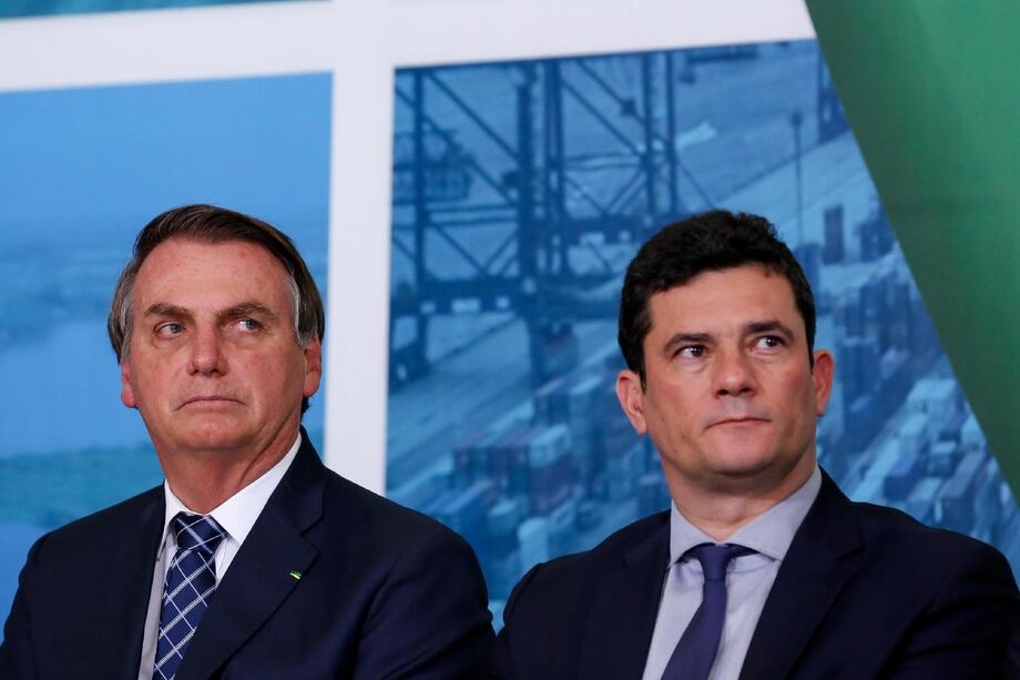 O ex-ministro acusa o presidente da República de interferência política