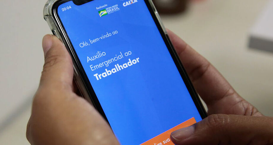 A Caixa liberou dois aplicativos para ajudar no saque: O Auxílio Emergencial e Caixa Tem