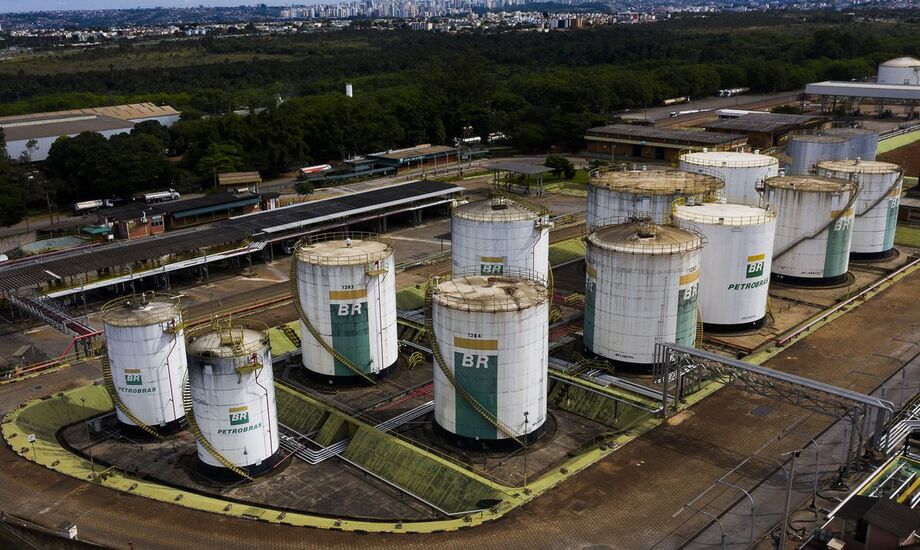 No acumulado do ano, a redução do preço da gasolina atingiu 34,2% (ou R$ 0,66 por litro.