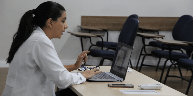 O levantamento, com base em números do Censo da Educação Superior, ofertados pelo Instituto Nacional de Estudos e Pesquisas Educacionais (Inep) e referentes a 8,45 milhões de matrículas realizadas em 2018