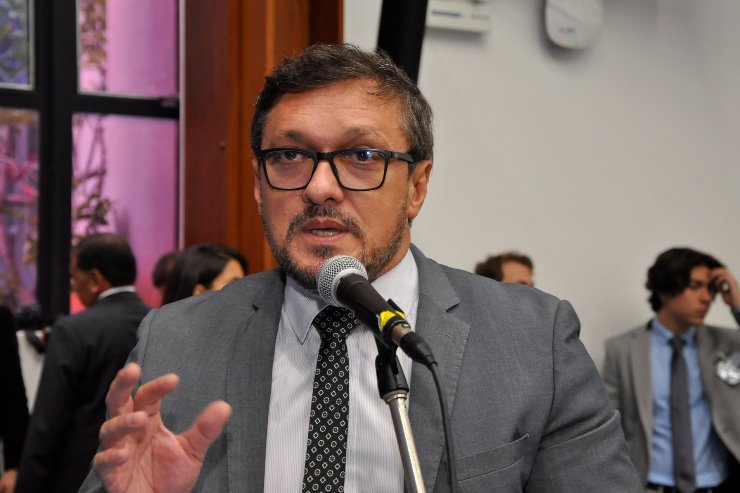 Projetos apresentados por Lucas de Lima trazem benefícios econômicos à população