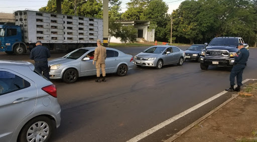 A Prefeitura de Campo Grande realiza, na próxima semana, barreiras sanitárias nas saídas da Capital para informar e testar motoristas que passam pelas divisões das cidades em relação ao coronavírus