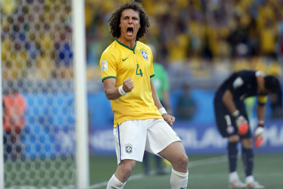 David Luiz tem 57 jogos pela seleção brasileira e três gols marcados, dois deles na Copa do Mundo de 2014.