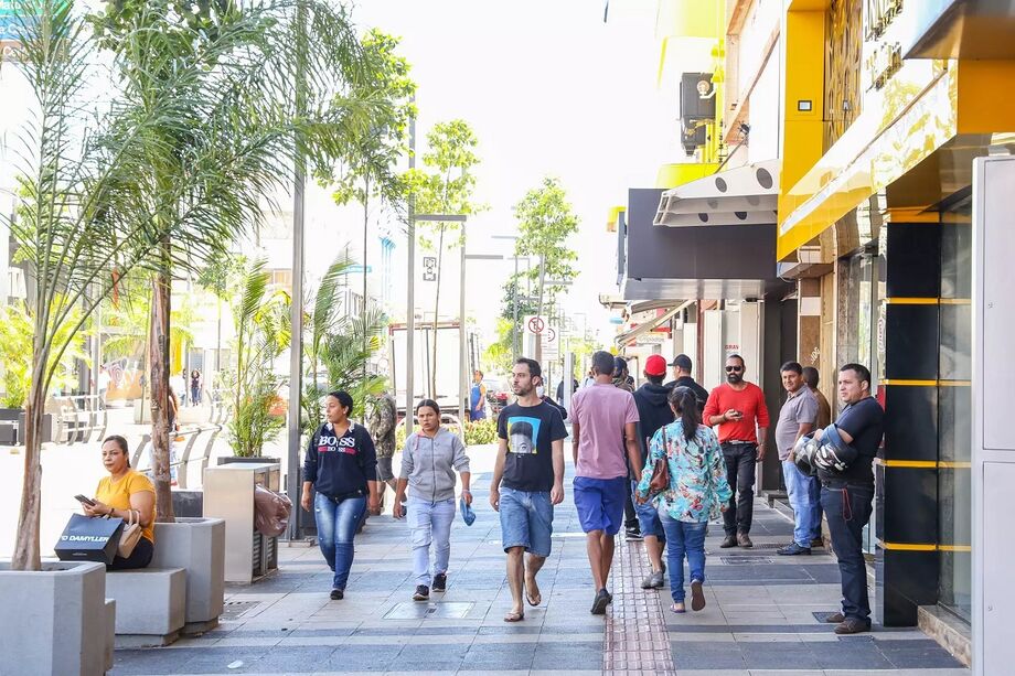A coleta de dados para a edição de maio da Sondagem do Comércio foi realizada entre os dias 4 e 22 do mês e obteve informações de 667 empresas.