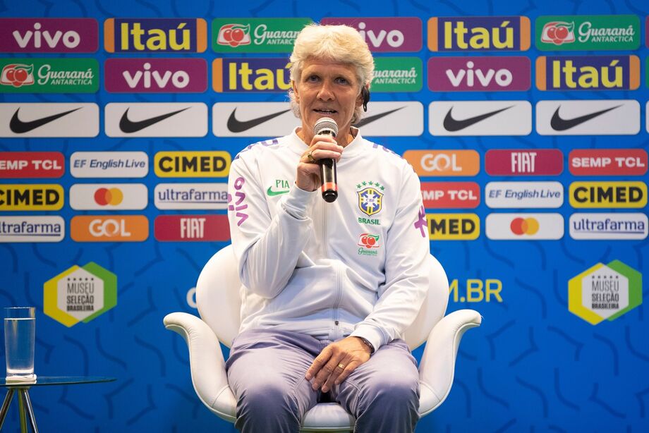 Durante o período da pandemia, Pia Sundhage foi escolhida para receber o prêmio Mulher Sueca do Ano de 2020.