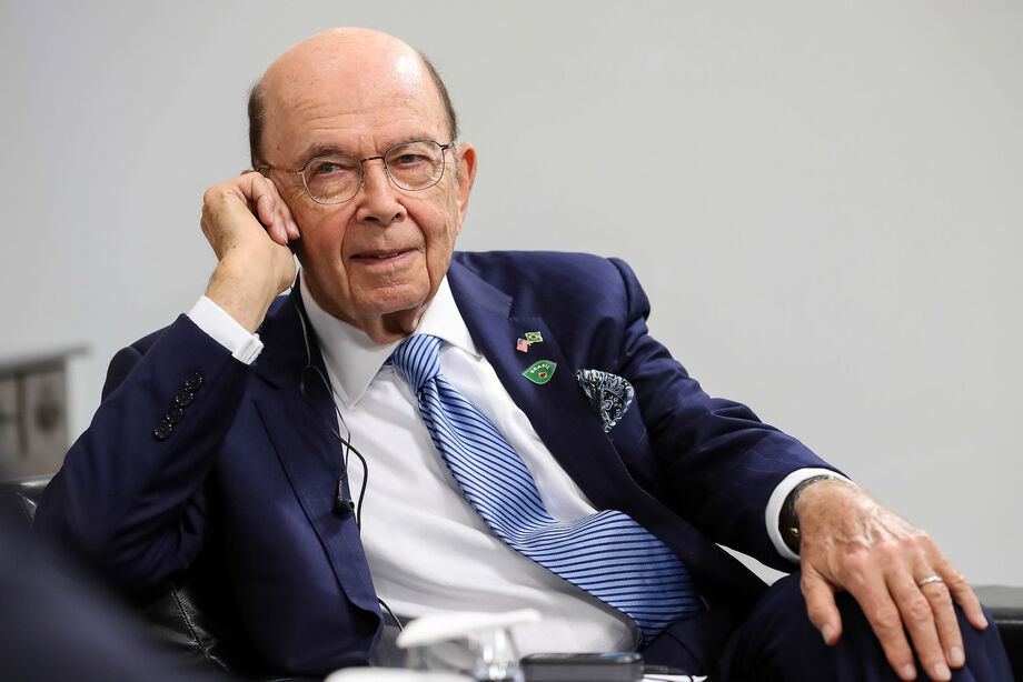 Estamos com eles, mas o presidente terá que decidir qual é exatamente a resposta apropriada a isso, afirmou.