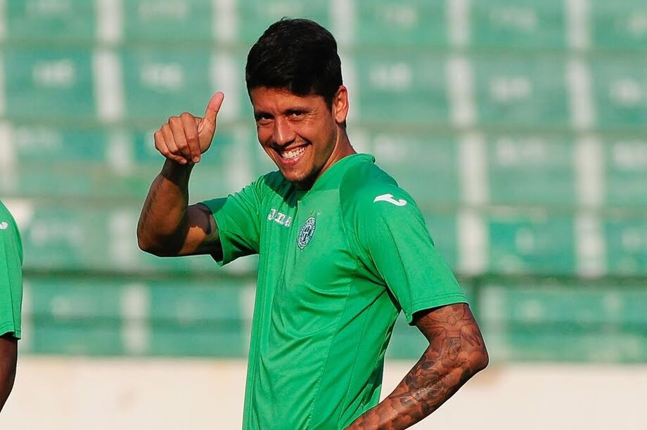 Aos 22 anos, Giovanny tem os direitos econômicos vinculados ao Tombense e está emprestado ao Guarani até 30 de novembro de 2020.