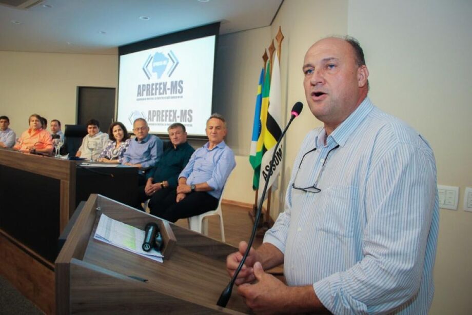O presidente da Aprefex-MS (Associação dos Prefeitos e Ex-prefeitos de Mato Grosso do Sul) e ex-prefeito de Angélica, Luiz Antônio Melhorança
