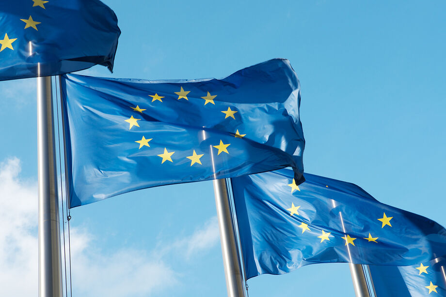As bolsas europeias fecharam em forte queda nesta sexta-feira, 29