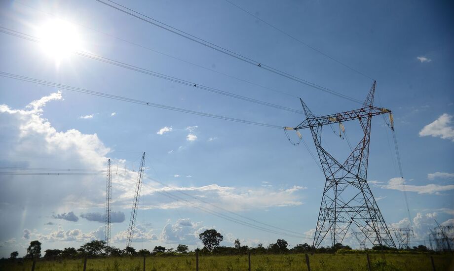 O plano traça diretrizes para os sistemas de geração e transmissão de energia, tomando como base a demanda de mercado