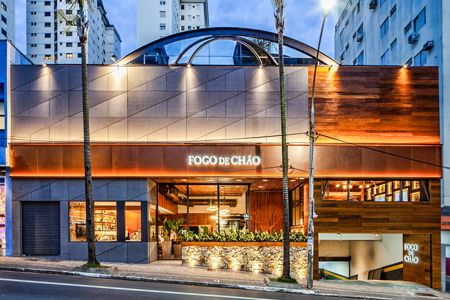 A Justiça do Trabalho negou pedido da churrascaria Fogo de Chão para decretar sigilo na ação civil pública movida pelo Ministério Público do Trabalho (MPT), devido à demissão irregular de trabalhadores em meio à pandemia do novo coronavírus