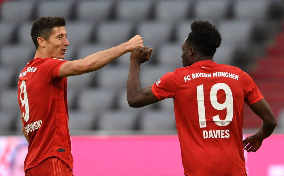 O Bayern de Munique caminha a passos largos para a conquistar o Campeonato Alemão pelo oitava temporada seguida