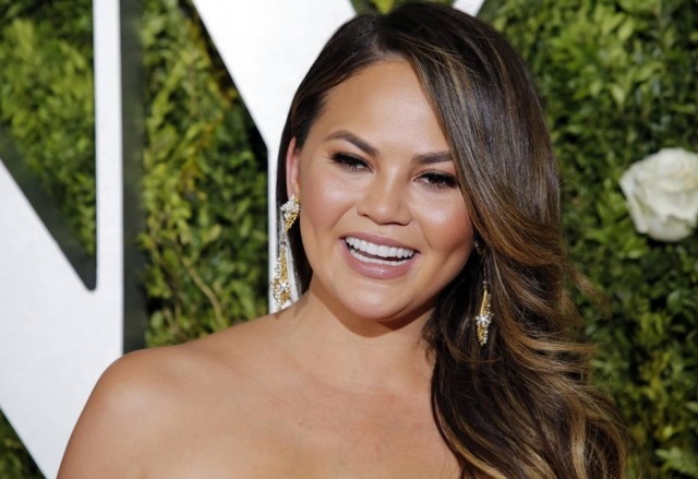 A modelo Chrissy Teigen.
