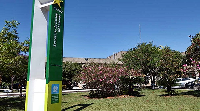 No que se refere ao artigo 5º do novo decreto, estão suspensos os cancelamentos e as suspensões de inscrição estadual até 31 de julho de 2020.