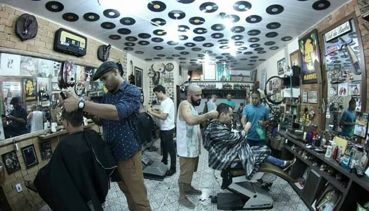 Os estabelecimentos parceiros receberão o selo do programa, assim como os profissionais receberão certificado de conclusão do curso