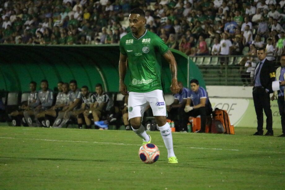 Júnior Todinho, atacante de Guarani