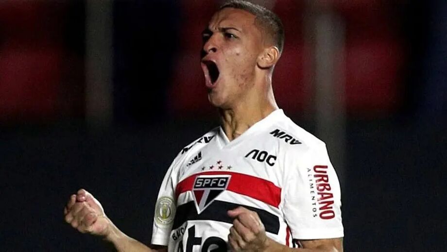 Antony ficará no São Paulo até o meio do ano