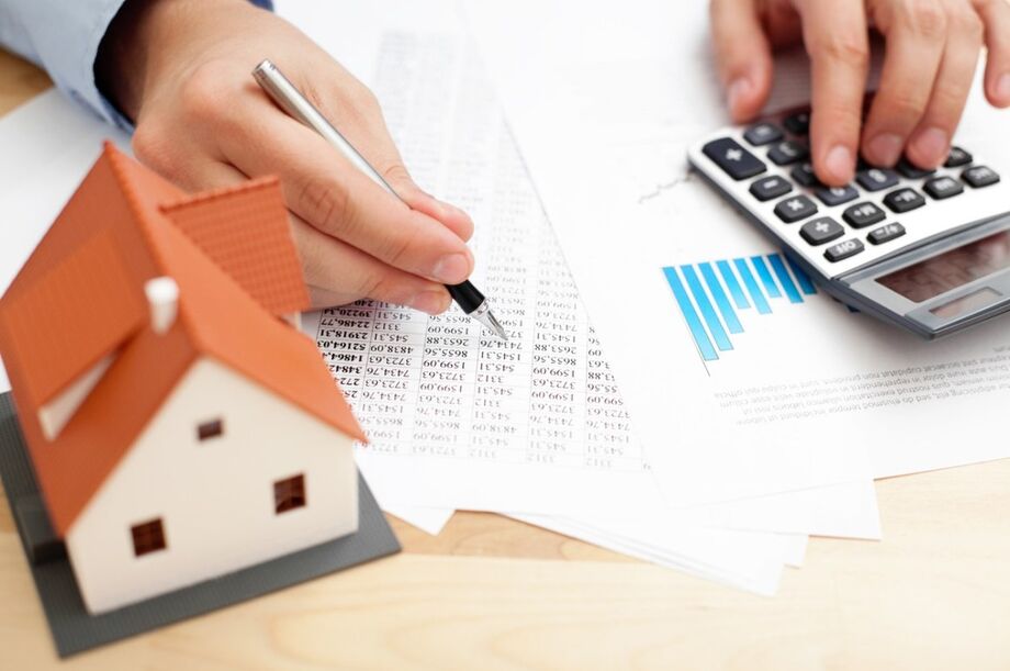 A pesquisa mostrou também que foram financiados em abril a aquisição e a construção de 23,6 mil imóveis, resultado 7,8% inferior ao de março e 15,7% maior do que o apurado em abril de 2019.