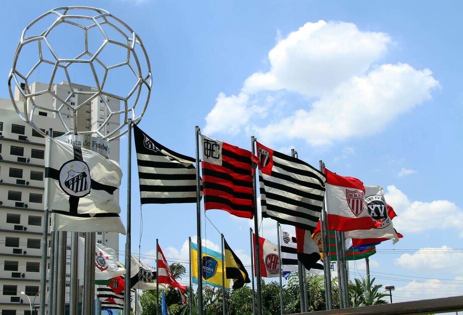 Fachada da sede da Federação Paulista de Futebol