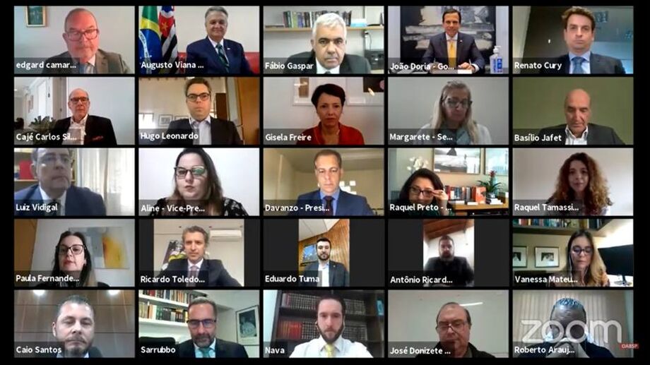 A OAB-SP elabora um documento para formalizar o movimento.