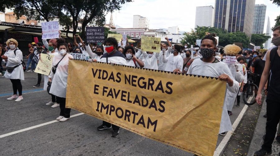 Protesto contra o racismo e a violência policial