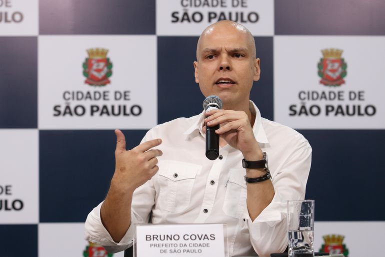 “A expectativa é que a gente reabra com a segurança necessária para continuar a melhorar os índices na cidade”, disse o prefeito.