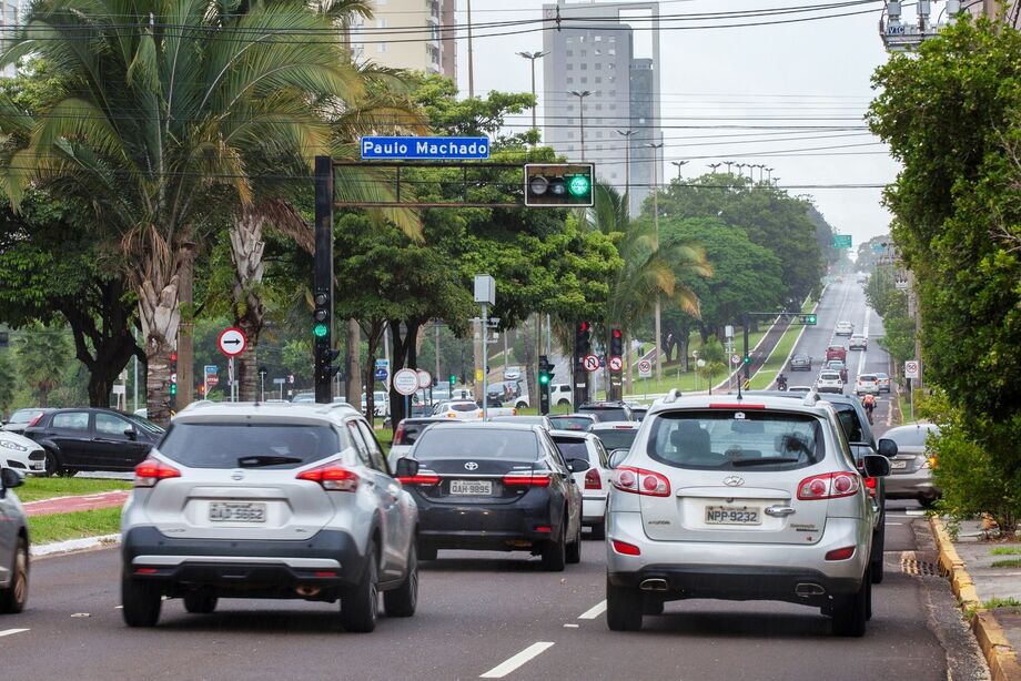 No mês de junho, 327.419 veículos com placa final 3 e 4 devem ser licenciados