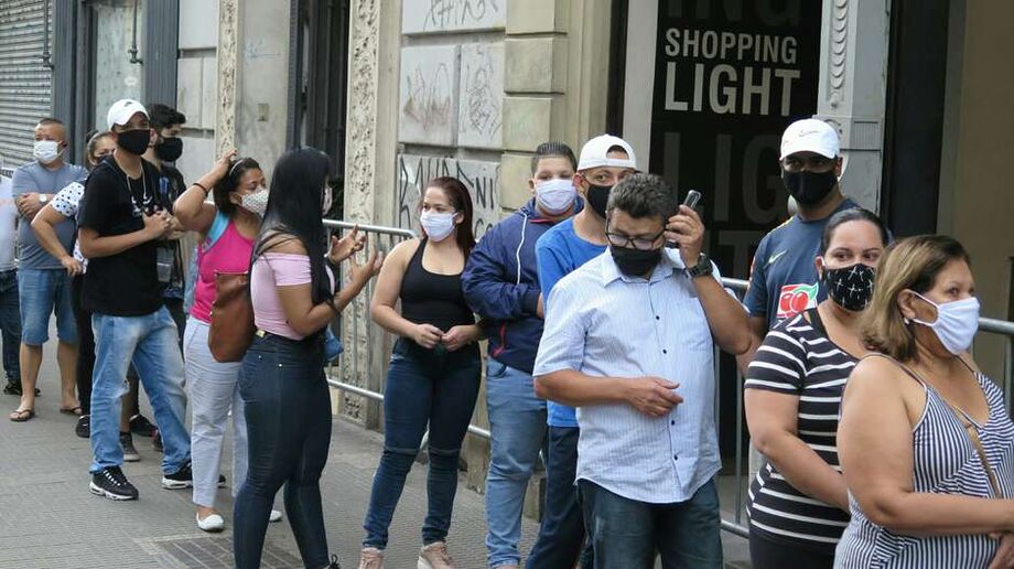 A Epicovid19 abrange um total de 133 cidades selecionadas, chamadas sentinelas.