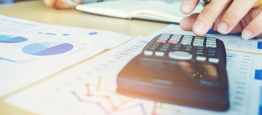 O tombo foi ainda maior em maio, com queda de 23,9% ante igual mês de 2019.