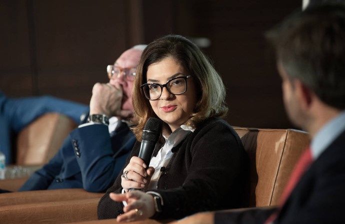 A juíza Renata Mota Maciel participa, nesta segunda-feira, do painel “Revisão Contratual e Alteração do Plano de Recuperação Judicial”