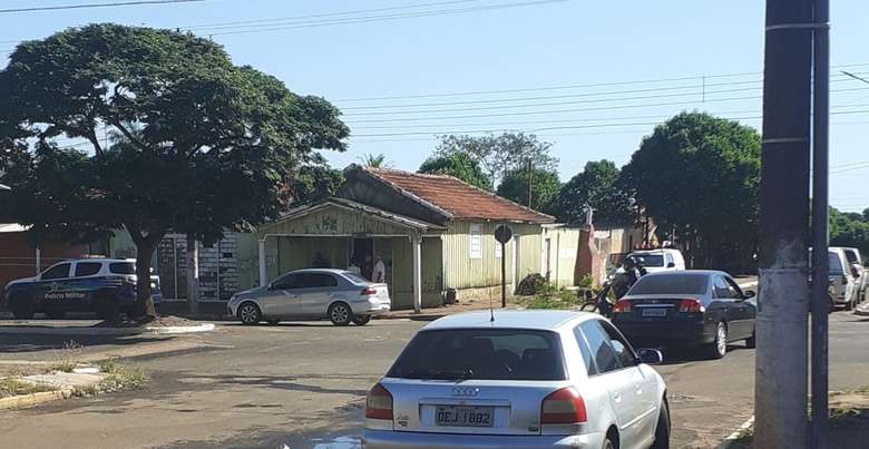 A perícia esteve no local do ocorrido para levantamentos