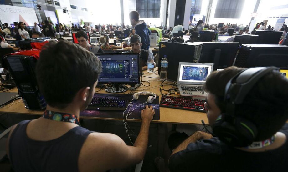 Tem início hoje (15) o HackSerpro, maratona de programação promovida pelo Serviço Federal de Processamento de Dados (Serpro)
