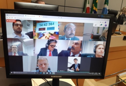 O destaque para os julgamentos por videoconferência, inclusive com a participação dos advogados, que podem fazer sustentação oral à distância