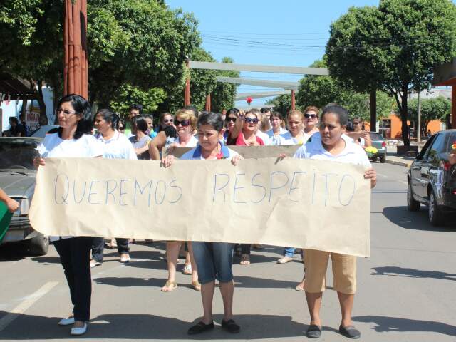 Na época do detimento, colegas protestaram contra a prisão