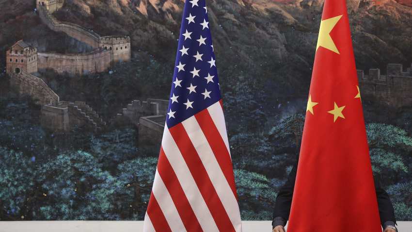 A China alertou nesta sexta-feira, 19, que pode vir a retaliar os Estados Unidos caso o governo americano não suspenda restrições aplicadas a empresas do país asiático