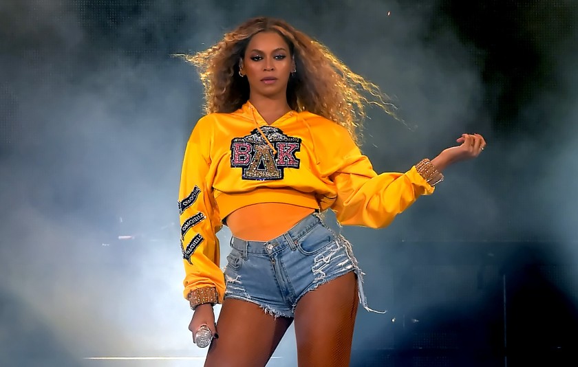 O lançamento da música também coincide com a Black Parade Route, de Beyoncé, um diretório de negócios de propriedade de negros