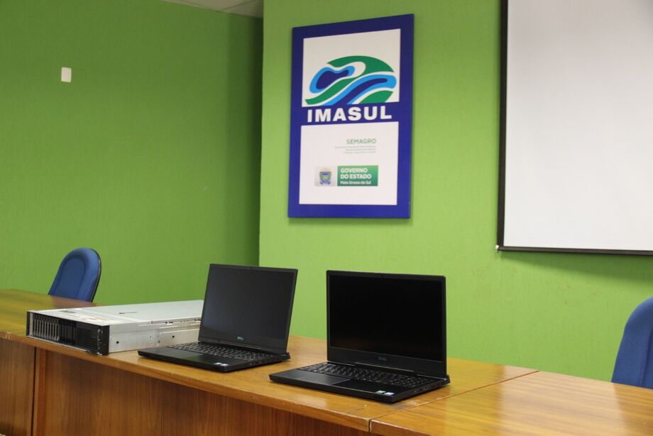 O Imasul (Instituto de Meio Ambiente de Mato Grosso do Sul) recebeu nesta terça-feira (23.6) os primeiros equipamentos adquiridos por meio do Pecoma (Programa Estadual de Conversão de Multas Ambientais do Imasul)