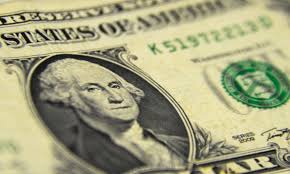 O mercado de câmbio hoje teve um dia de ajuste, e de muita oscilação, após o dólar subir 3,3% ontem