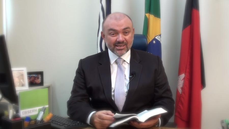 Segundo Medeiros, o desenvolvimento da vacina já está em uma etapa adiantada.