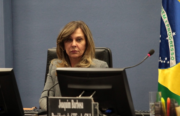 A subprocuradora-geral da República, Lindôra Araújo